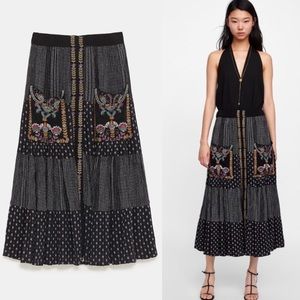 Zara Floral Embroidered Midi Skirt XS!